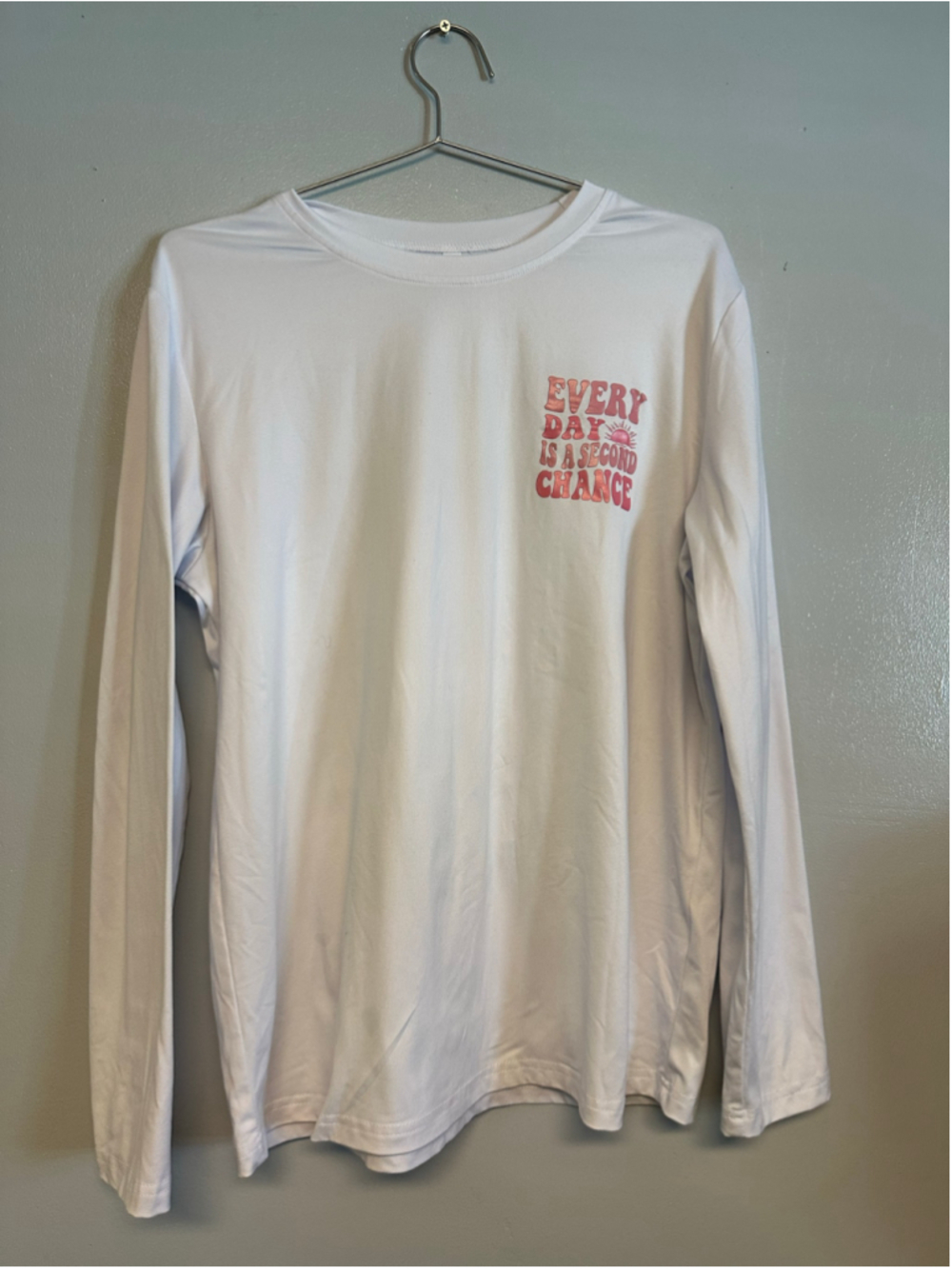 Long Sleeve Graphic Tee White Red Size Large Inspirational Causal